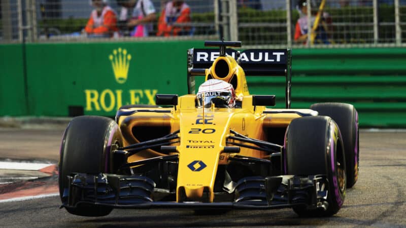 with Renault for 2016 in F1