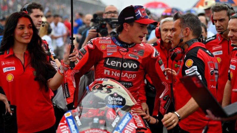 Marquez, crew chief Marco Rigamonti, team manager Davide Tardozzi and others discuss their pre-race strategy at COTA