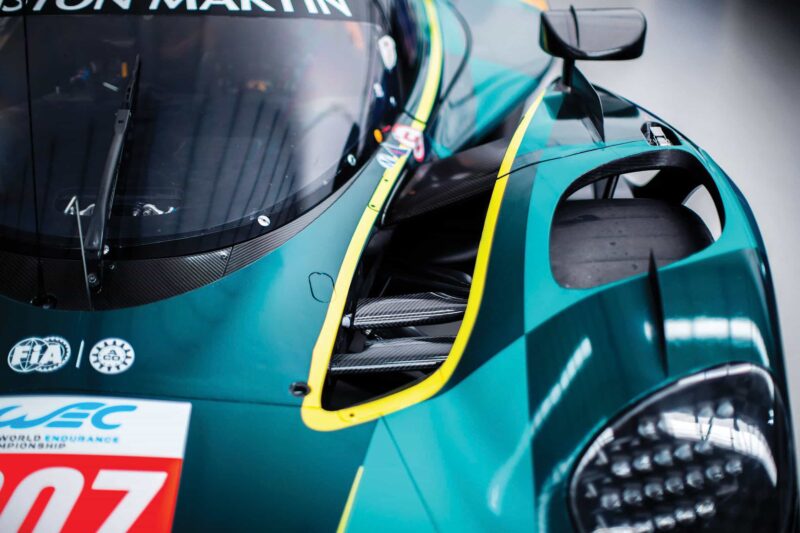 Aston Martin Valkyrie vents